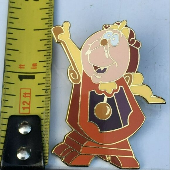 Disney WDCC - Cogsworth from Beauty and the Beast Disney Pin From 2001 - Picture 4 of 5